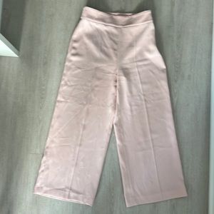 Petal pink wide leg trouser with invisible size zipper
